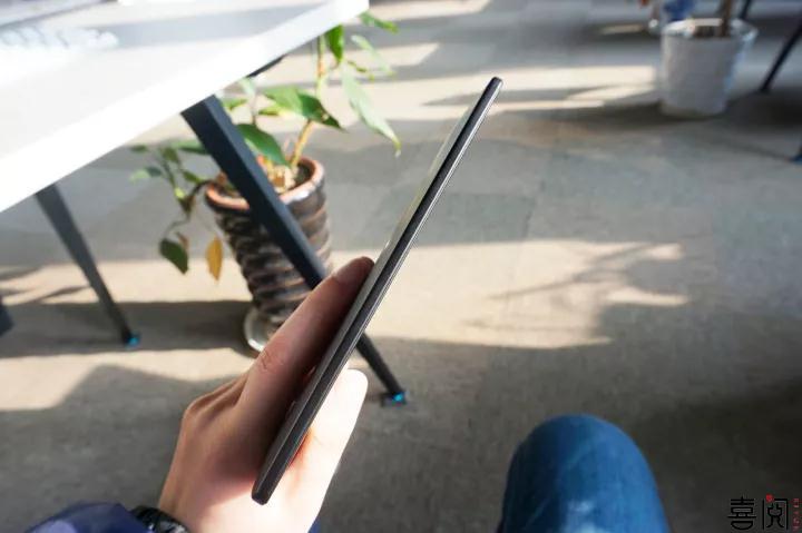 忘掉入门版Kindle 当当阅读器新锐版在喜阅旗舰店开售 忘掉入门版Kindle 当当阅读器新锐版在喜阅旗舰店开售